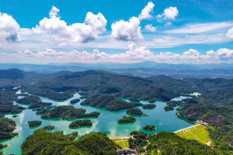 云浮禅龙峡木屋温泉小别墅价格