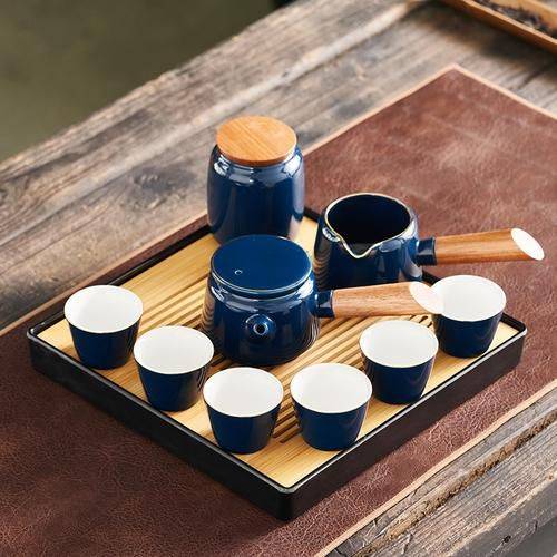 Tea and tea sets are well-informed