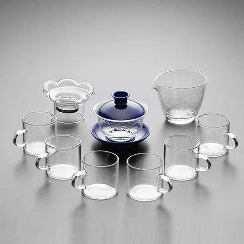 Tea and tea sets are well-informed
