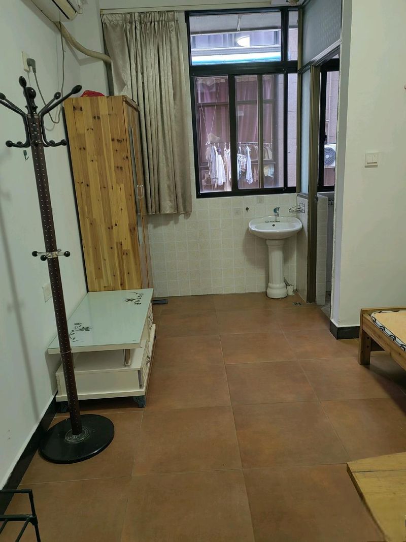 贵阳西南商贸城租金