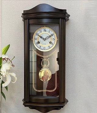Old machine clock cleaning and maintenance