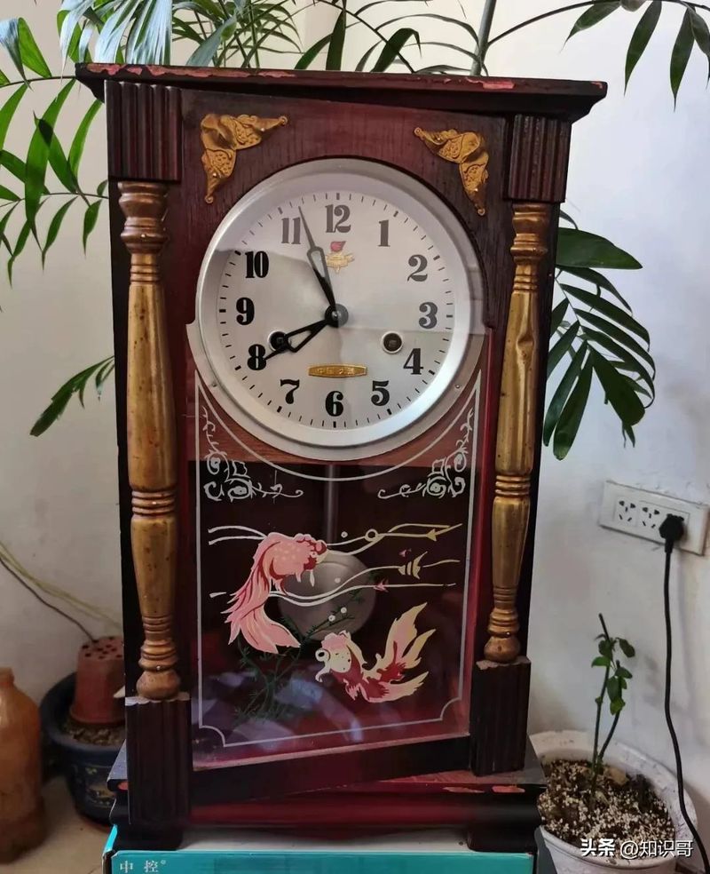老式机械挂钟清洗维修