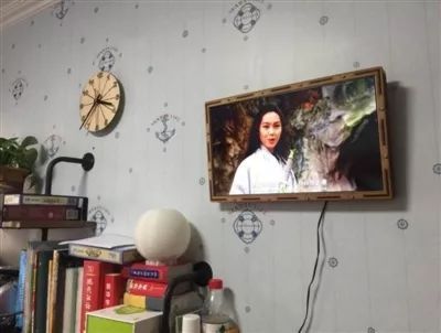 拆笔记本电脑图解步骤