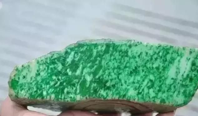翡翠赌石专用术语