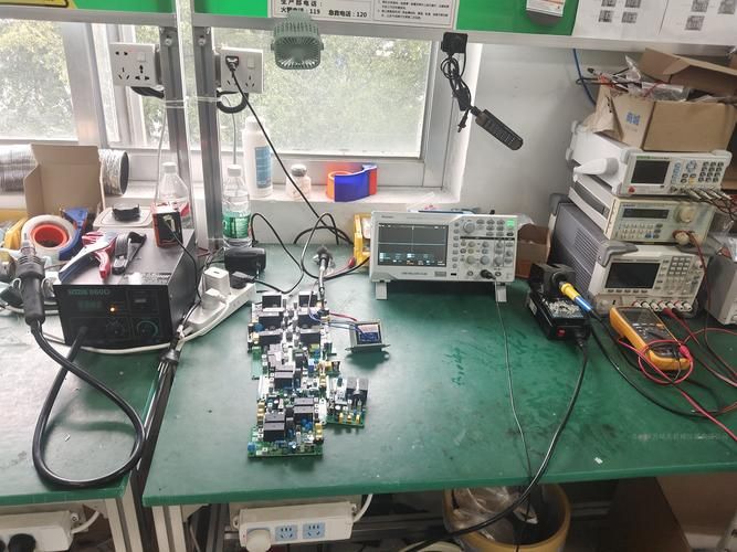 Circuit board maintenance tool
