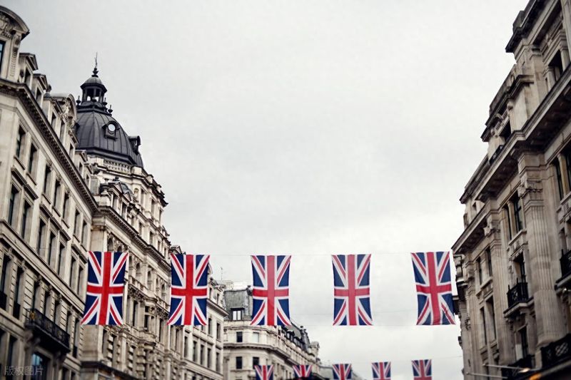 British university study abroad costs a fortune