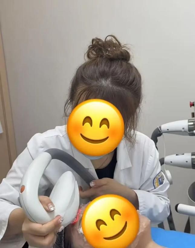 脸部光子嫩肤多少钱
