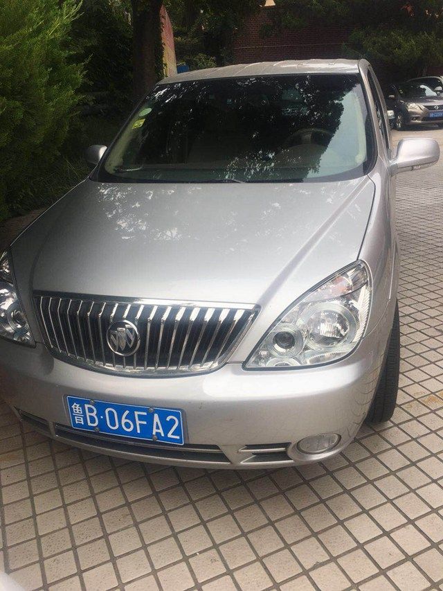 重庆新闻 出租车强行打组合载客 乘客可拒付车费