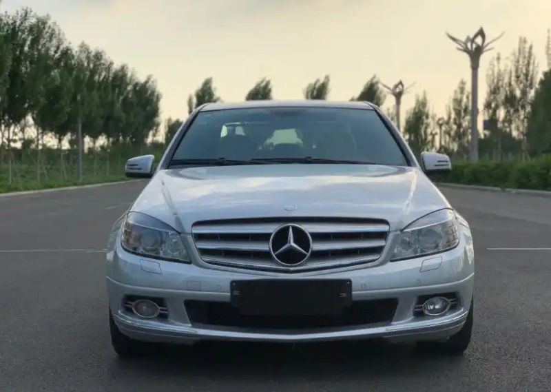 奔驰c200一年养车成本