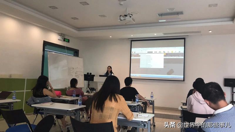 映客直播连麦步骤