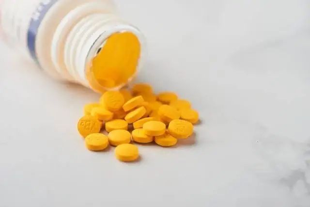 维生素和矿物质及有高生物价值的蛋白质