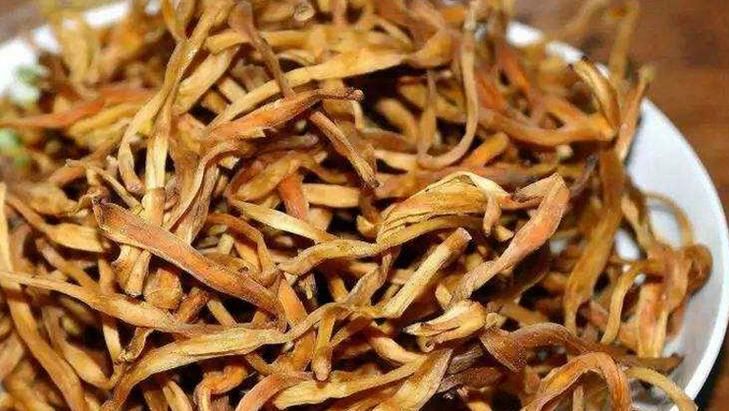 金针菜的功效与作用、禁忌和食用方法