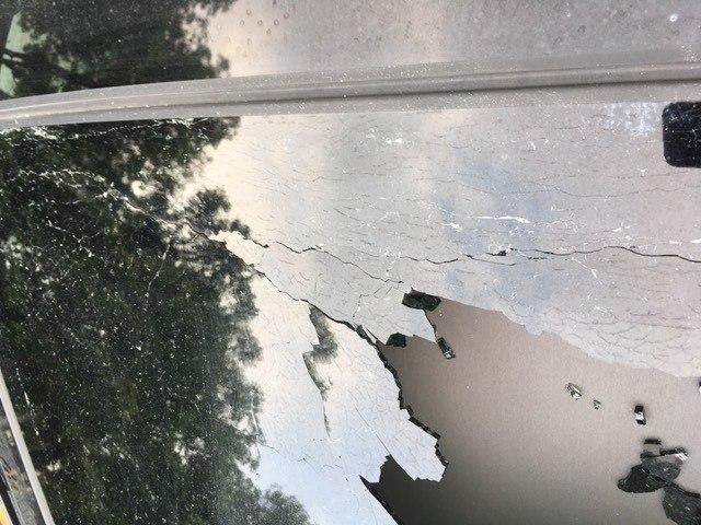 起亚k5天窗玻璃多少钱