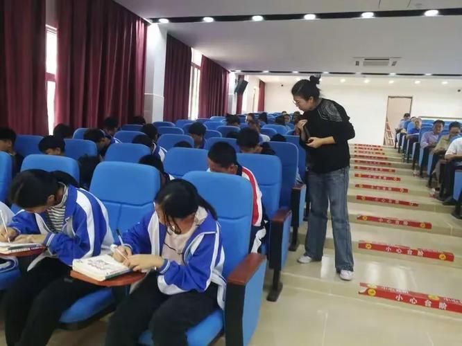 常识与理性的关系的作文