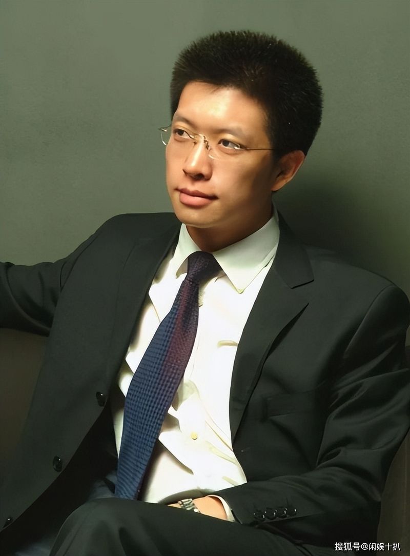 新闻节目主持人特点