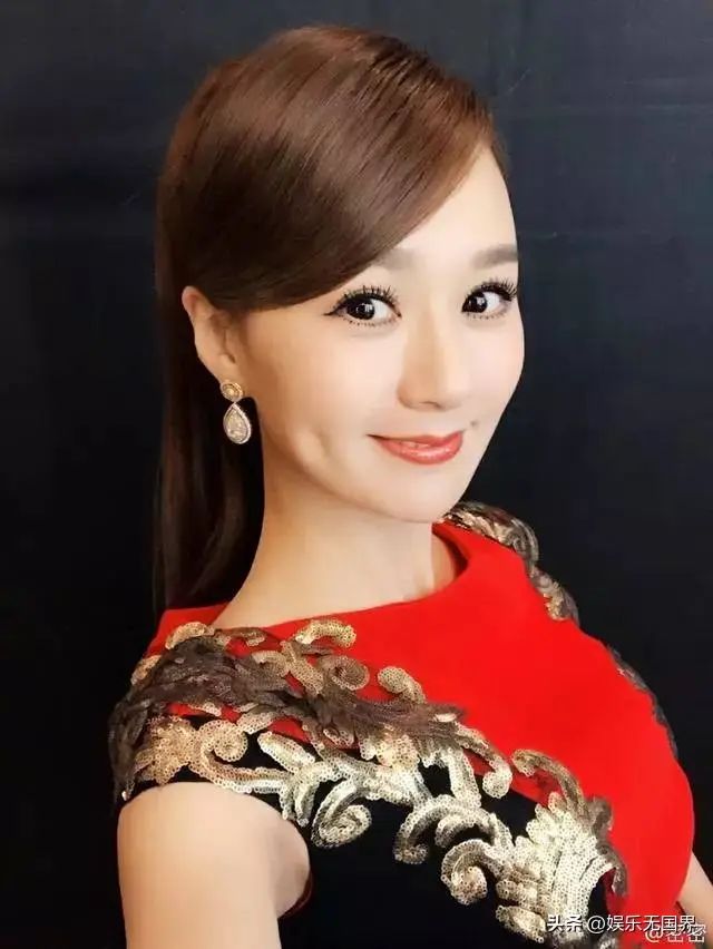 新闻节目主持人特点