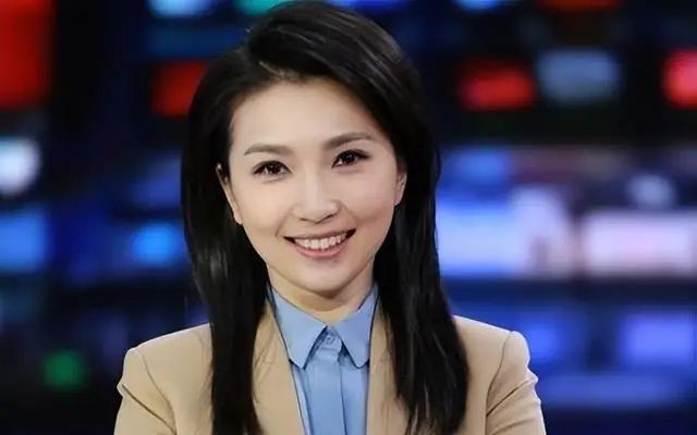 新闻节目主持人特点