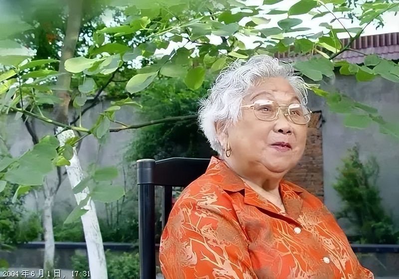 李昌鸿紫砂壶特点