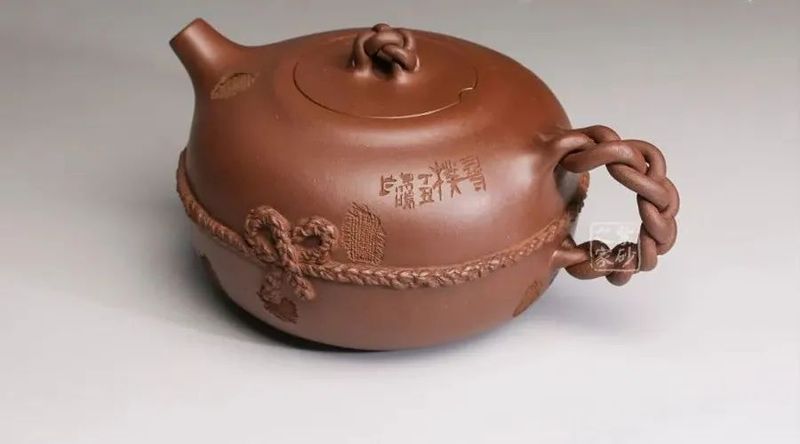 李昌鸿紫砂壶特点