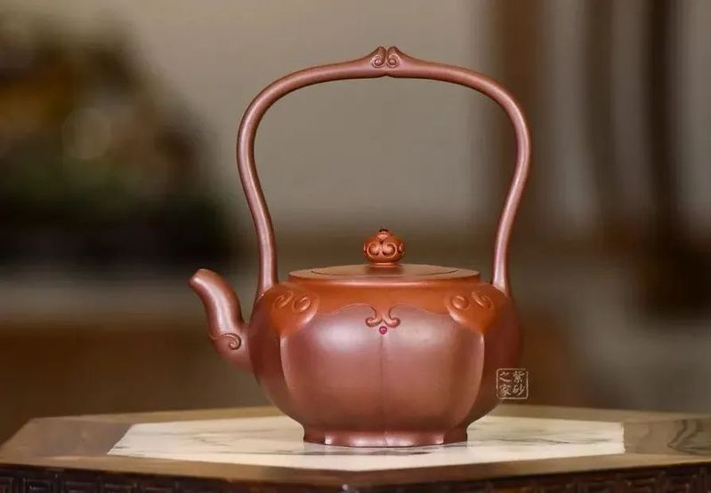 李昌鸿紫砂壶特点
