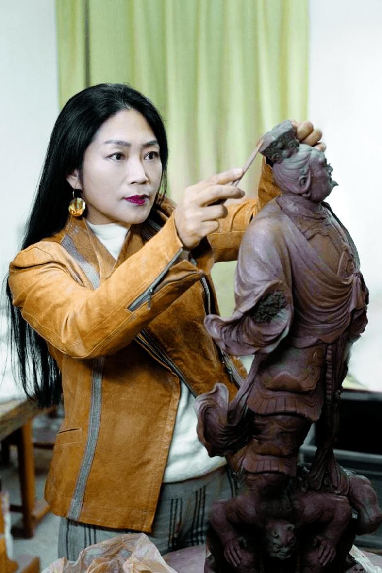 李昌鸿紫砂壶特点