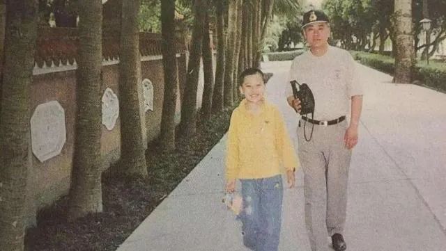 郑渊洁知识渊博吗