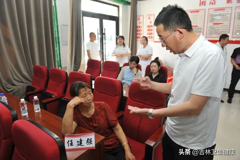 Lectures on community diets