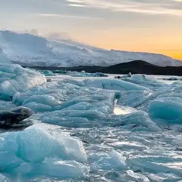 How much for a trip to iceland in beijing