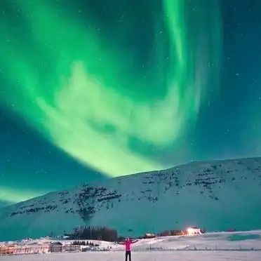 How much for a trip to iceland in beijing