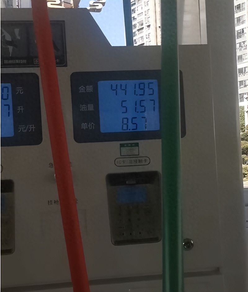 加油站设备多少钱