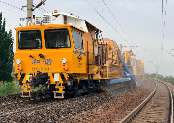 High-speed train maintenance and its safeguards technology