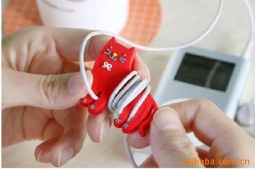 耳机绕线器怎么用