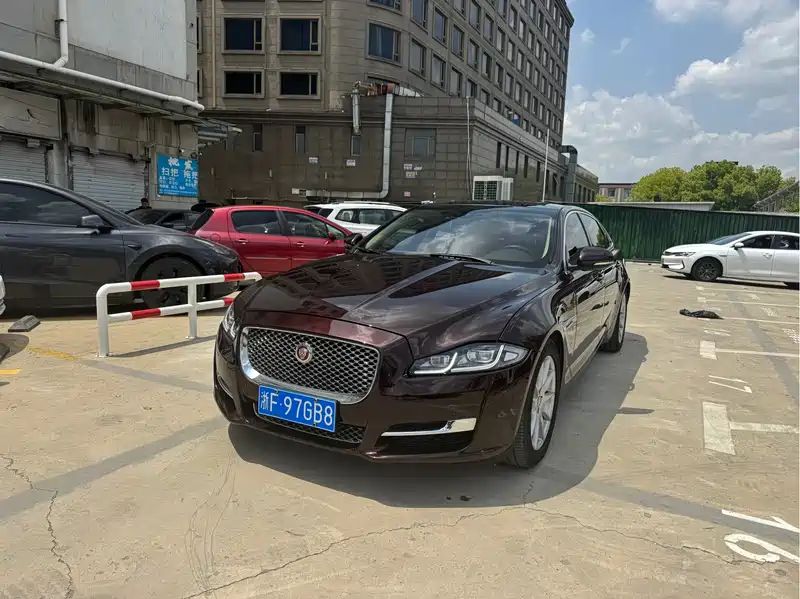 捷豹xj多少钱