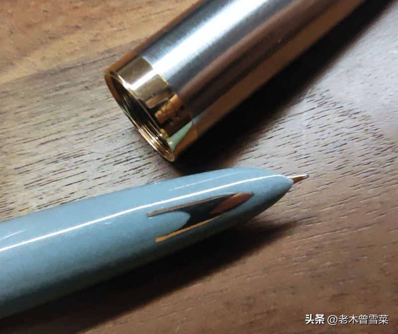 真英雄100金笔多少钱