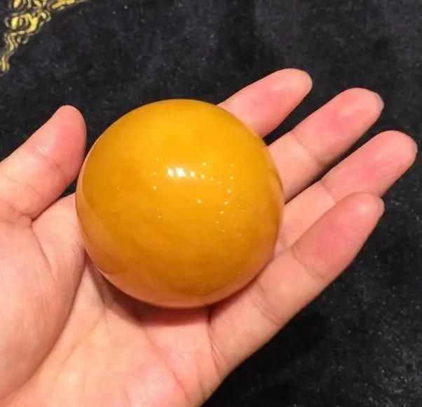 蜜蜡鼻烟壶价格