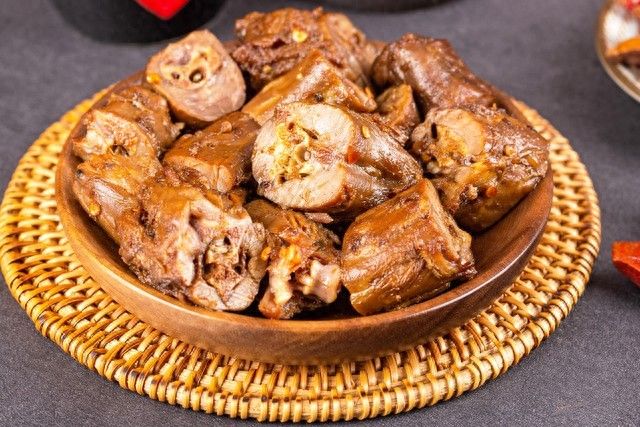 郑州绝味鸭脖加盟费多少钱