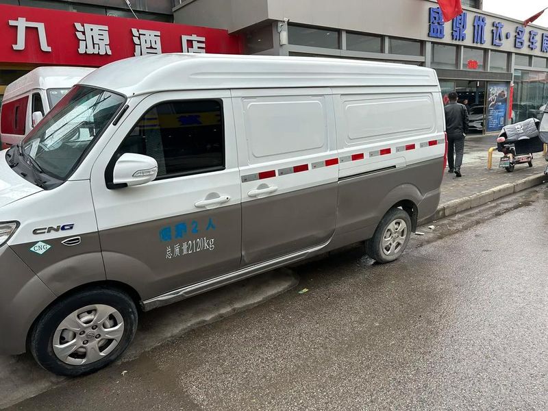 福特全顺厢式货车报价