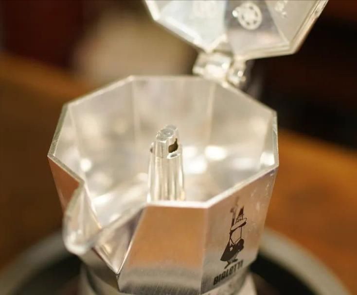 Step of the pot