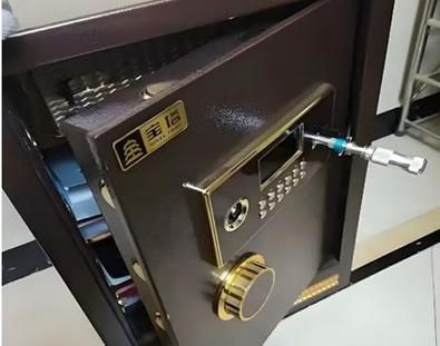 卧室门换锁芯多少钱