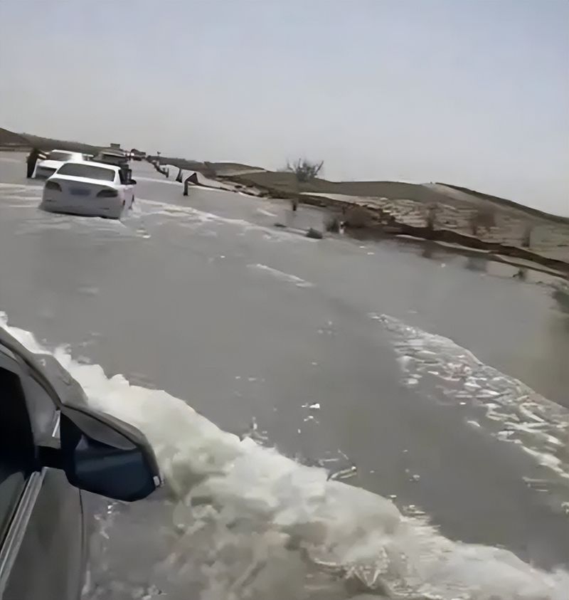 南美洲热带沙漠气候成因