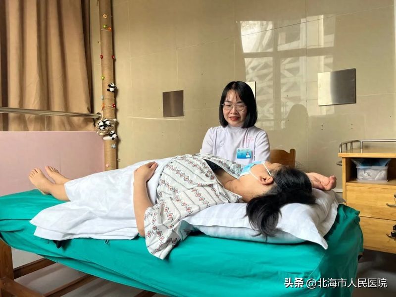 @新手妈妈，堵奶？涨奶？来试试康复科的“催乳大法”