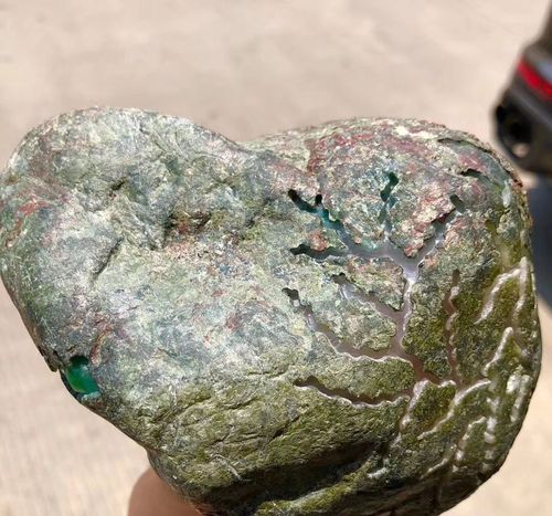 帕敢黑乌沙赌石经验
