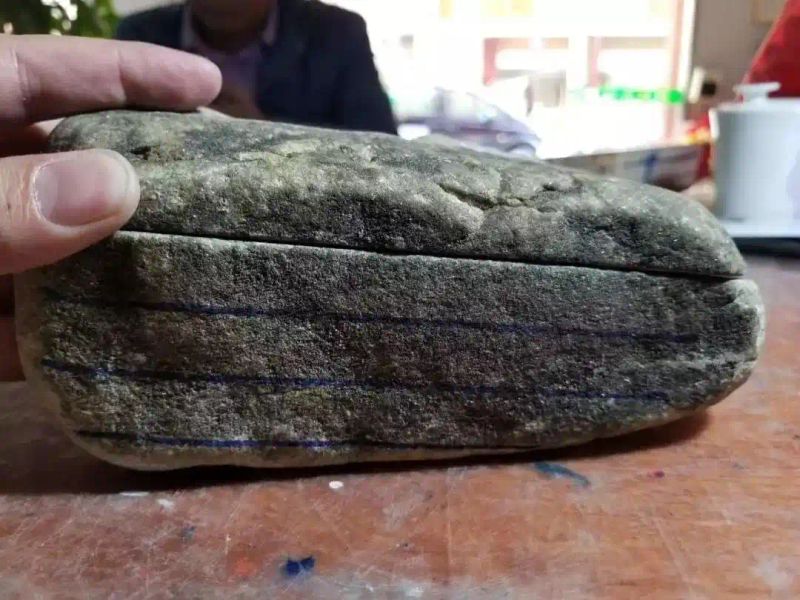 帕敢黑乌沙赌石经验