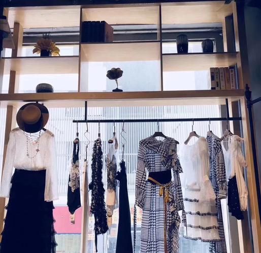 开女服装店经验