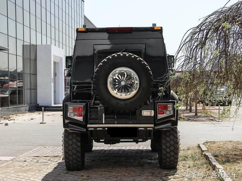 How much for the unimok land cruiser