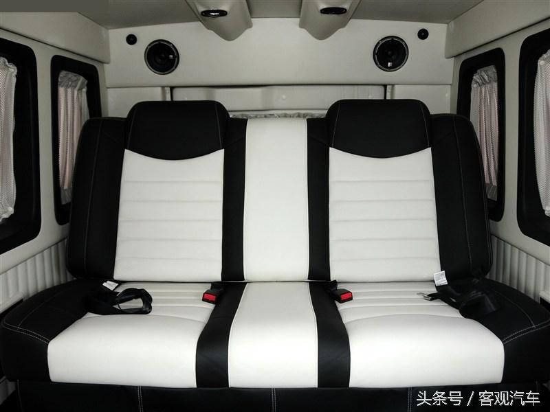 How much for the unimok land cruiser