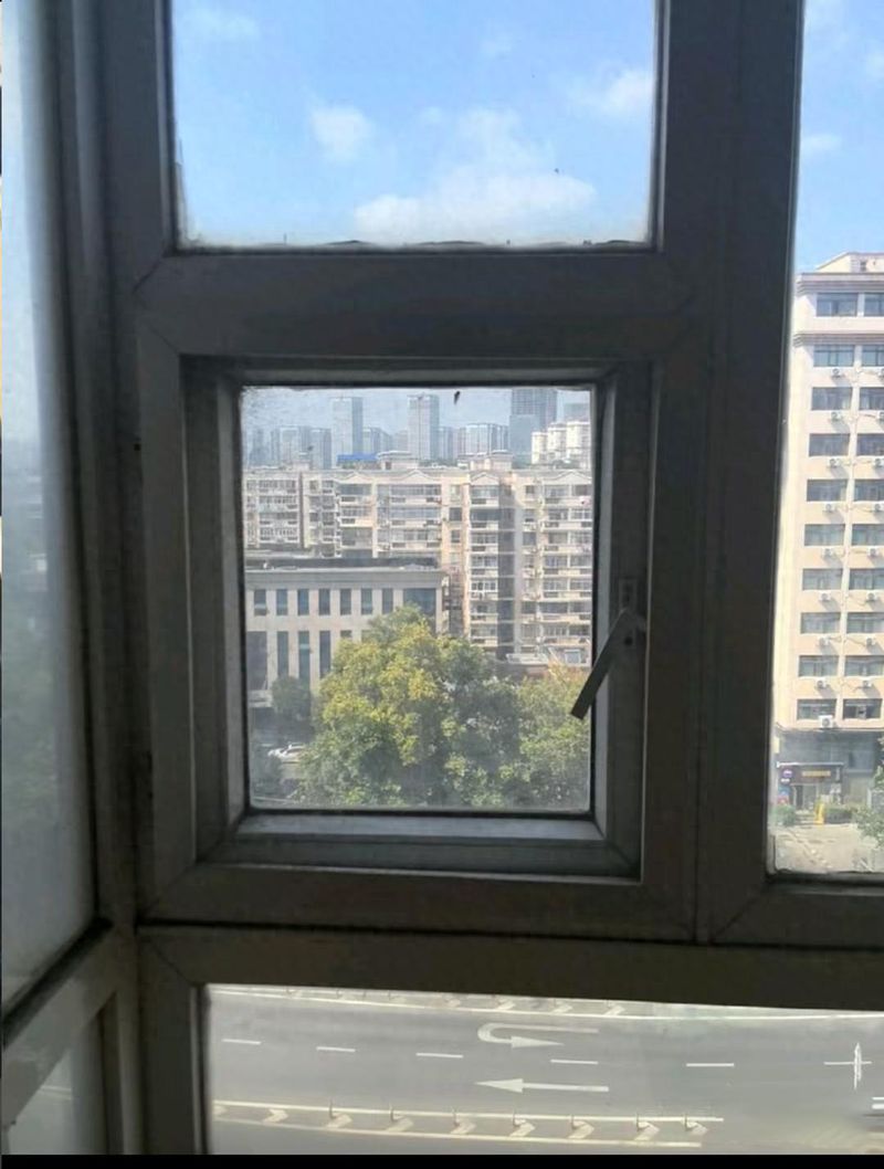 玻璃门维修电话