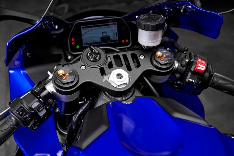 雅马哈yzf r1多少钱