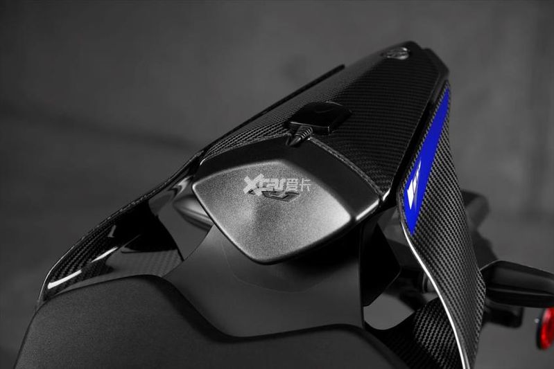 雅马哈yzf r1多少钱