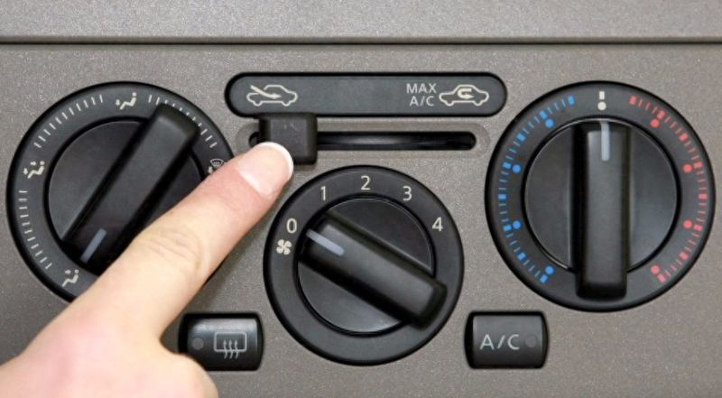 Logic and failure diagnosis of the car air-conditioning system